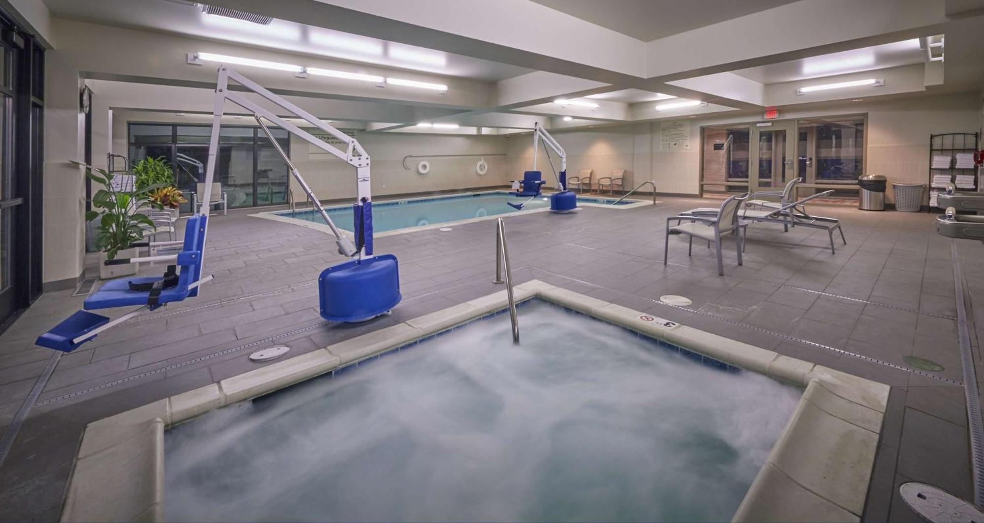 Hampton Inn & Suites הוד ריבר מראה חיצוני תמונה